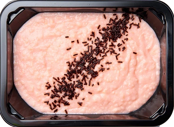 Пшенная каша с клубникой и шоколадом