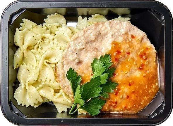 Куриная котлета с пикантным соусом<br/>Паста Фарфалле с базиликом