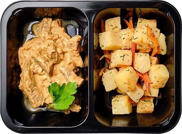 Картофель тушеный с овощами<br/>Печень по-строгановски