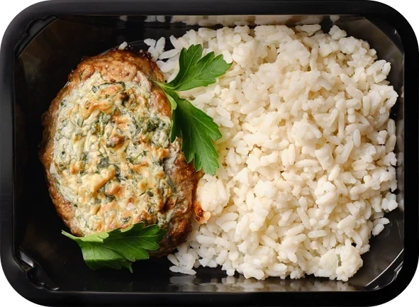 Мясная ватрушка со шпинатным кремом<br/>Рис отварной